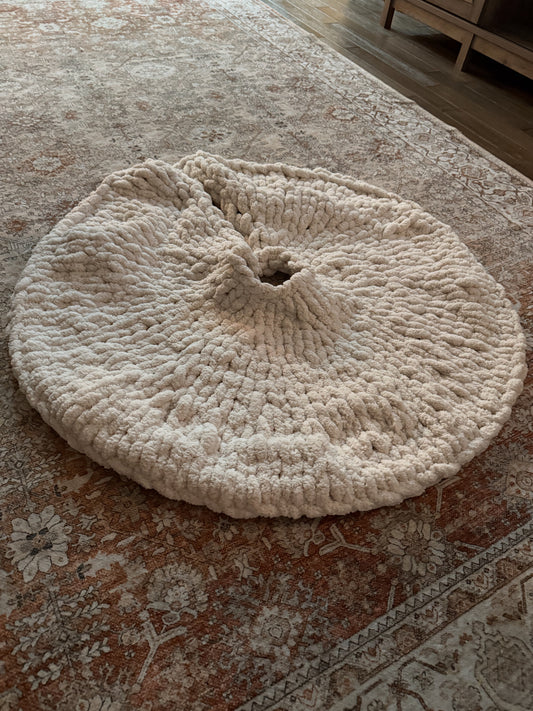 Tree skirt
